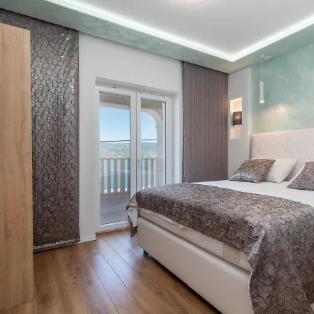 Mornar-3 By Interhome Trogir