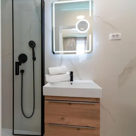 Apartament Mornar-3 By Interhome *