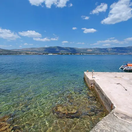 Appartement Mornar-3 By Interhome