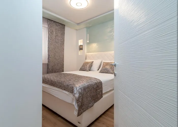 Mornar-3 By Interhome *