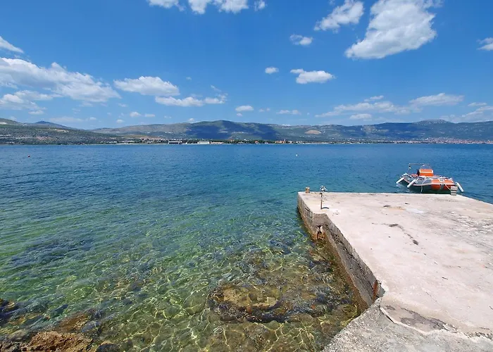 Appartement Mornar-3 By Interhome