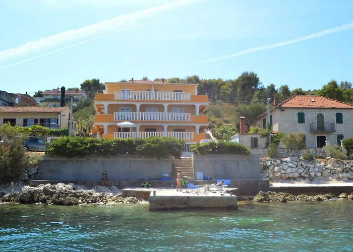 Appartement Mornar-3 By Interhome