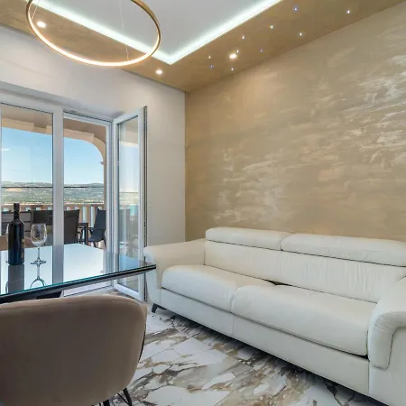 Apartman Mornar-3 By Interhome