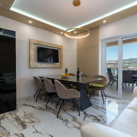 Mornar-3 By Interhome Trogir