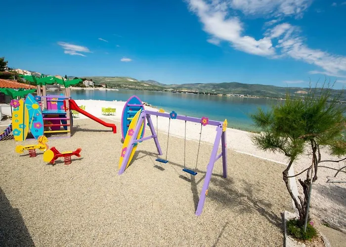 Apartman Mornar-3 By Interhome