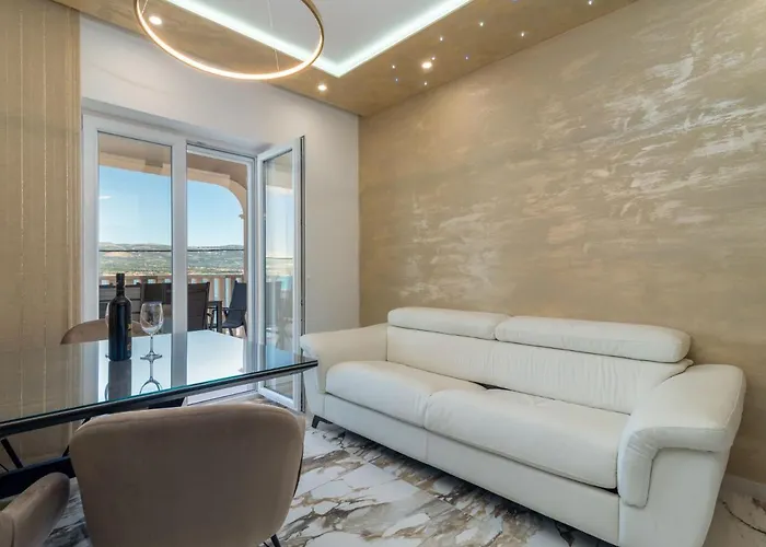 Apartman Mornar-3 By Interhome