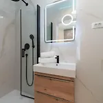 Apartamento Mornar-3 By Interhome